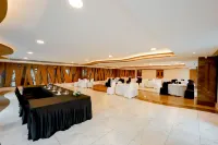 Zip by Spree Hotels Surat - Breakfast