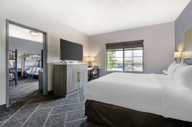 Best Western Plus Appleton Airport/Mall Hotel