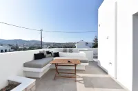 Anais Milos Suites Hotels in Adamantas