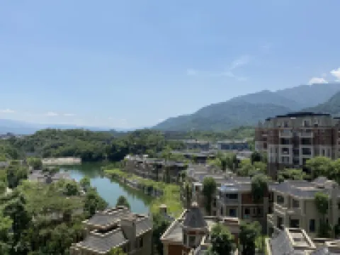 冬天裏的薔薇公寓（峨洪路1號分店）