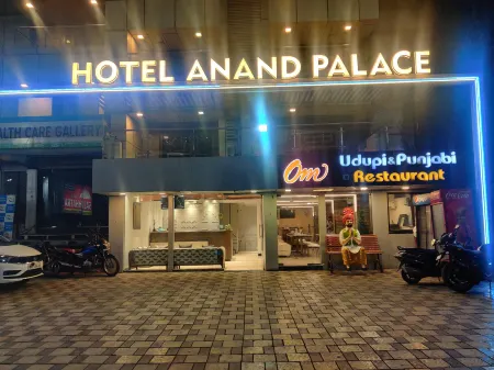 HOTEL ANAND PALACE Отели рядом с достопримечательностью «Bahia el Aguila»