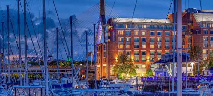 Residence Inn by Marriott Boston Harbor on Tudor Wharf Boston otelleri
