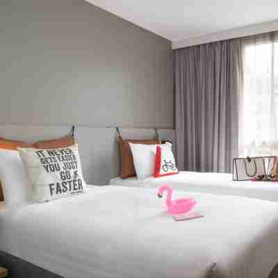 Moxy Paris Clamart Rooms