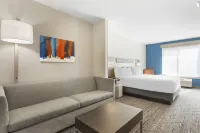 Holiday Inn Express & Suites Belgrade Hôtels à : Belgrade