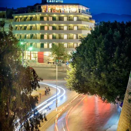 Castello City Hotel Отели рядом с достопримечательностью «Пляж Амудара»