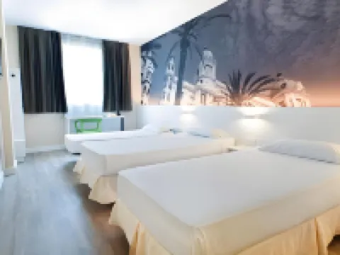 B&B HOTEL Alicante โรงแรมในอลิกานเต