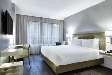 Radisson Hotel Barra Rio de Janeiro Отели рядом с достопримечательностью «Metropolitan»