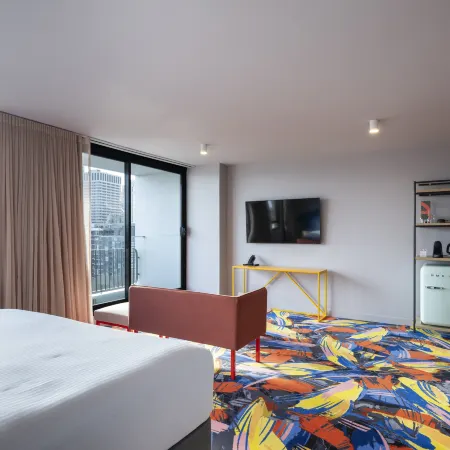 Adge Hotel & Residence