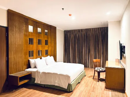 Royal Asia Hotel