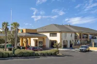 Suburban Studios Hotels in Orangeburg