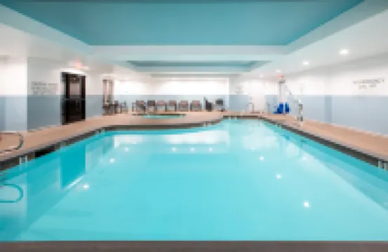 Holiday Inn Express & Suites LATHROP by IHG