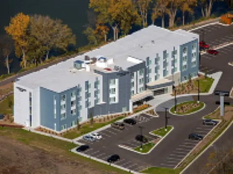 Courtyard Appleton Riverfront Hotels in Appleton