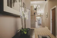 Kensington House by Warren Collection