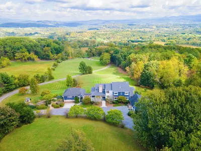 Brierley Hill Bed & Breakfast Hôtels à : Comte de Rockbridge
