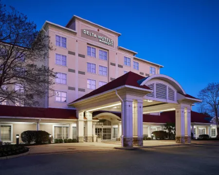 เดลตาโฮเทลส์ บายแมริออท เชซาพีค นอร์ฟอล์ก แอร์พอร์ต โรงแรมในนอร์ฟอล์ก