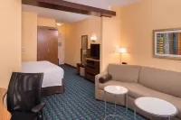 Fairfield Inn & Suites Huntington Hotels in Huntington