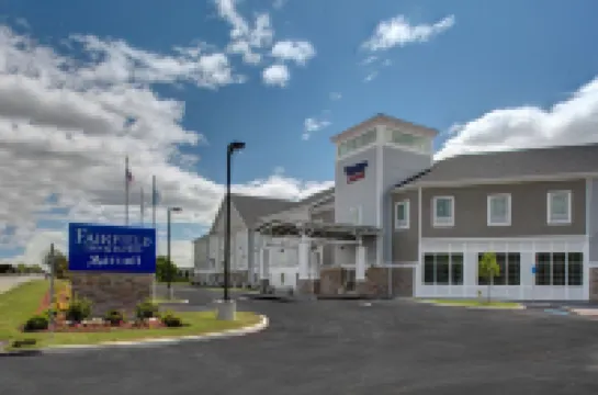 Fairfield Inn & Suites Cape Cod Hyannis Các khách sạn ở 