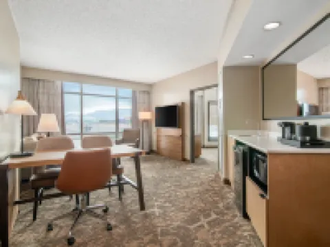 Embassy Suites by Hilton Albuquerque Hotels in Bernalillo County