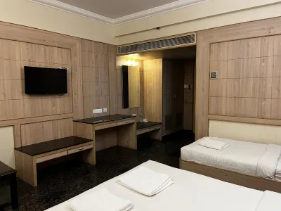 Hotel Radha Prasad Các khách sạn ở Tiruchengode