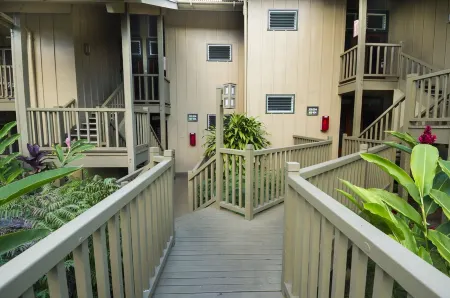 Oceanview #206 at Hana Kai Maui - Lofted Studio, Upper floor, Great View! Отели рядом с достопримечательностью «Хамоа Бич»