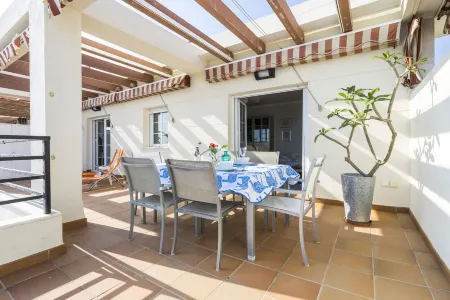 APARTMENT CALETA DE VÉLEZ, ALGARROBO, TORRE DEL MAR First line of beach Отели рядом с достопримечательностью «Сады Серро»