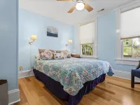 Walk to Downtown Brevard  Pets Welcome Large Fenced Yard Porches Biking Hiking Hotels in Brevard