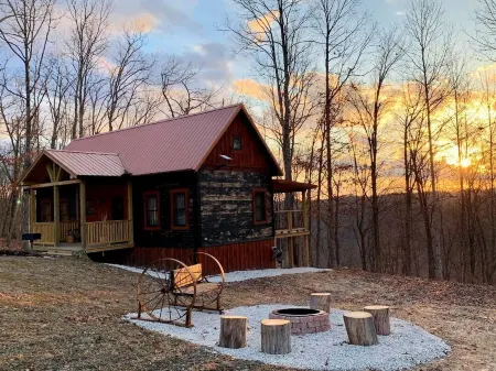 Briar Patch Cabin RRG: Firepit, Sunset, WIFI