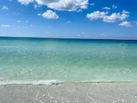 🏖️Perfect Summer Waterfront Retreat,🏖️ MINUTES to BEACHES, 💦PRIVATE POOL - 4-Star