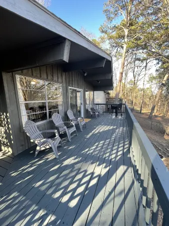 VRBO’s Best Deal on the Lake!
