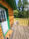3 bed/2 bath riverside cabin