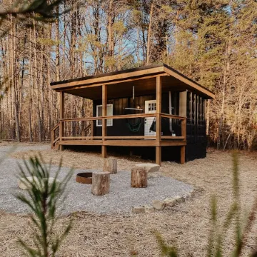 New Unique Shipping Container Home near Fall Creek Falls State Park