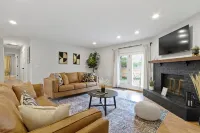 Casa Boho- Fire Pit, BBQ, B-ball hoop