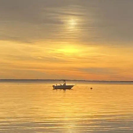 Cozy, clean, relaxing beach cottage awaits you!!