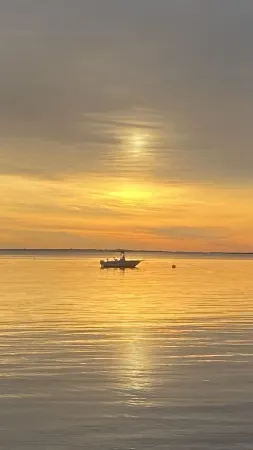 Cozy, clean, relaxing beach cottage awaits you!!