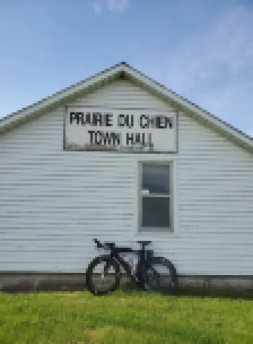 Hydro-Massage Tub! Wrangler Outlaw Suite! Horses!
