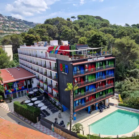 Lloret Vibe Affiliated by Fergus