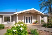 Vista Breathtaking View Estate, 5 Min to Healdsburg Square, Sleeps 12, Pool, Spa