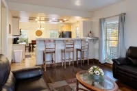 Kanab Paradise House with 2 King Beds Close to Hiking Trails