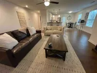 Cheerful Three-Bedroom Residential Home