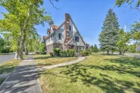 Cleveland Heights Retreat, Sleeps 12, 4Br, 3BA, Near University Heights