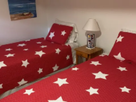 Gorgeous lake beachfront private apartment with canoe, kayaks,  & home  theatre Hotels in Harwich