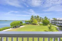 Waterfront Duck Key Villa - Sleeps 6
