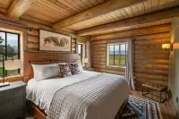 Beautiful Log Cabin in Paradise Valley, Montana