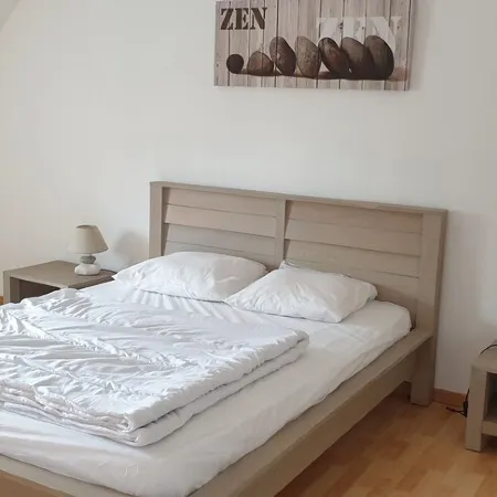 Pretty renovated farmhouse in Kerdalé, 400m from the beach -