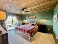 Murphy Sunset View--Perfect Getaway Location!!