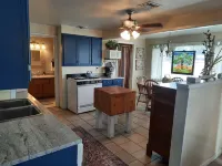 'The Captain's Cottage' on Lake Hamilton