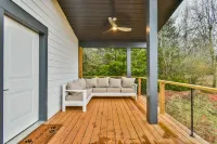 The Tiny Pickleball Mansion at Lake Hartwell