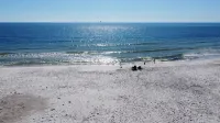 Beautiful Gulf 4 BR/4 Bath, High End Furnishings w/Beach Gear and Kayak!