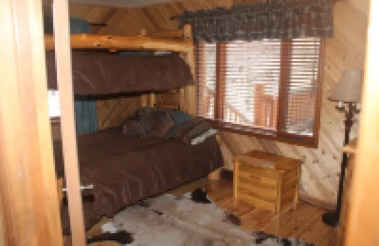 Family Friendly Property Nestled In An Aspen Grove