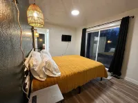 Dellwood Den Retreat - Your AK basecamp near downtown Wasilla Hotels in Wasilla